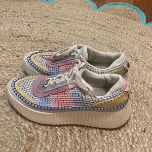 Dolce Vita sneakers- size 9